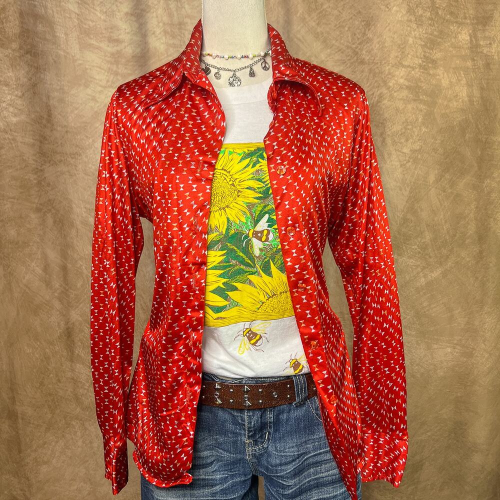 Vintage 70s Jantzen Polyester Shirt Geometric Red Button Up Dagger Collar Retro